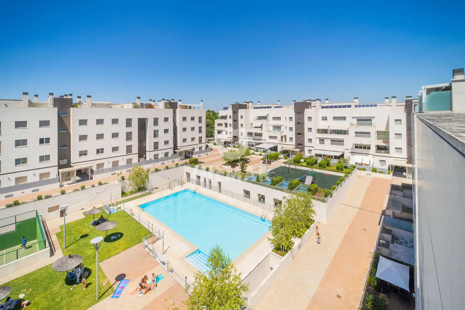 Swimming pool of Duplexes for sale in Pozuelo de Alarcón  with Heating, Private garden and Storage room