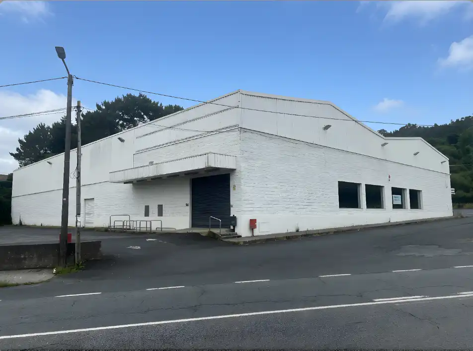 Vista exterior de Nau industrial en venda en Fene amb Calefacció i Alarma