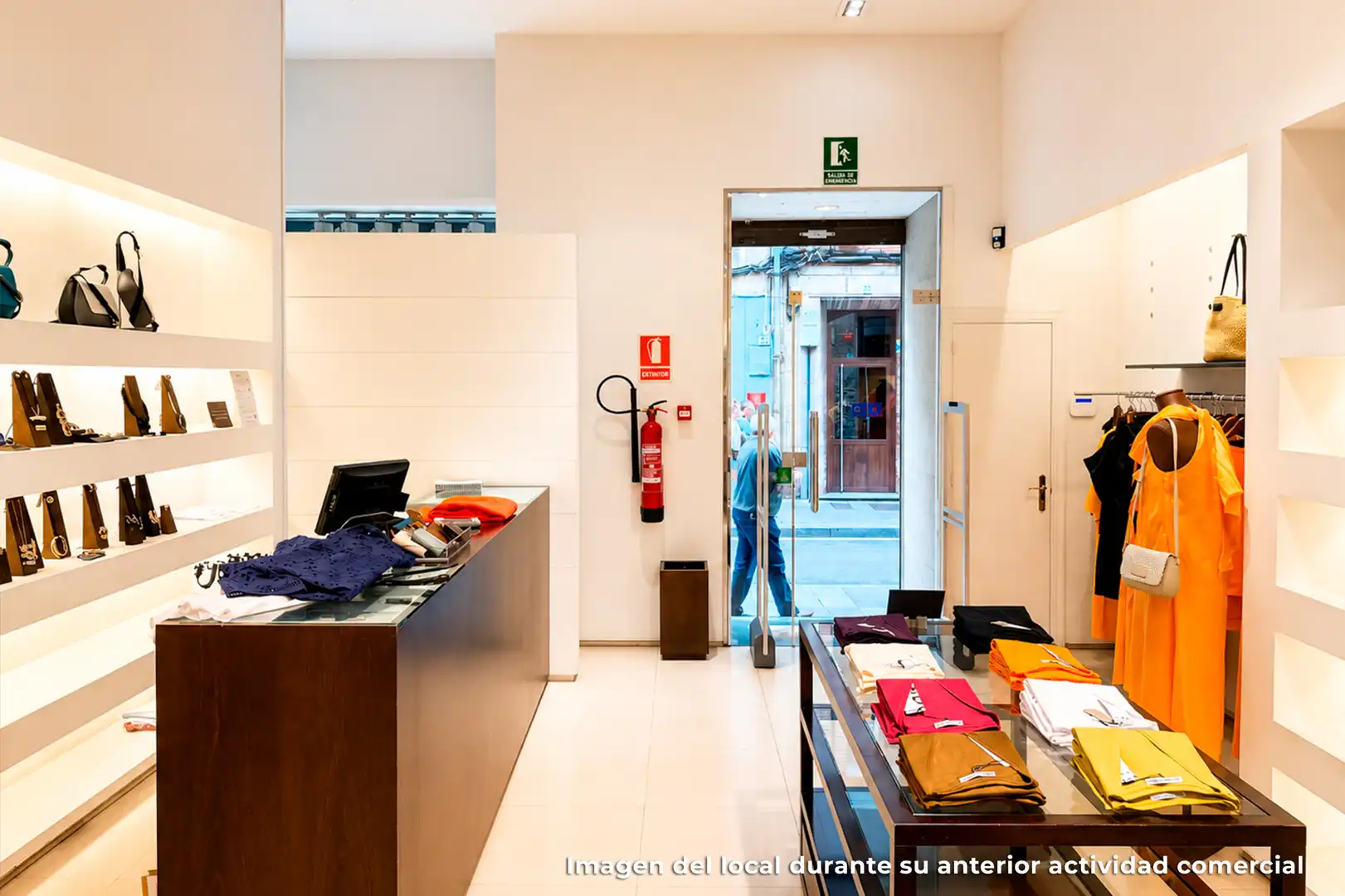 Commercial properties for rent in Calle Cabrales, Barrio del Centro