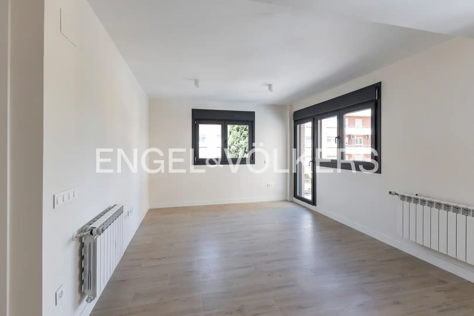 Living room of Flat for sale in Guadalajara  with Heating, Furnished and Balcony