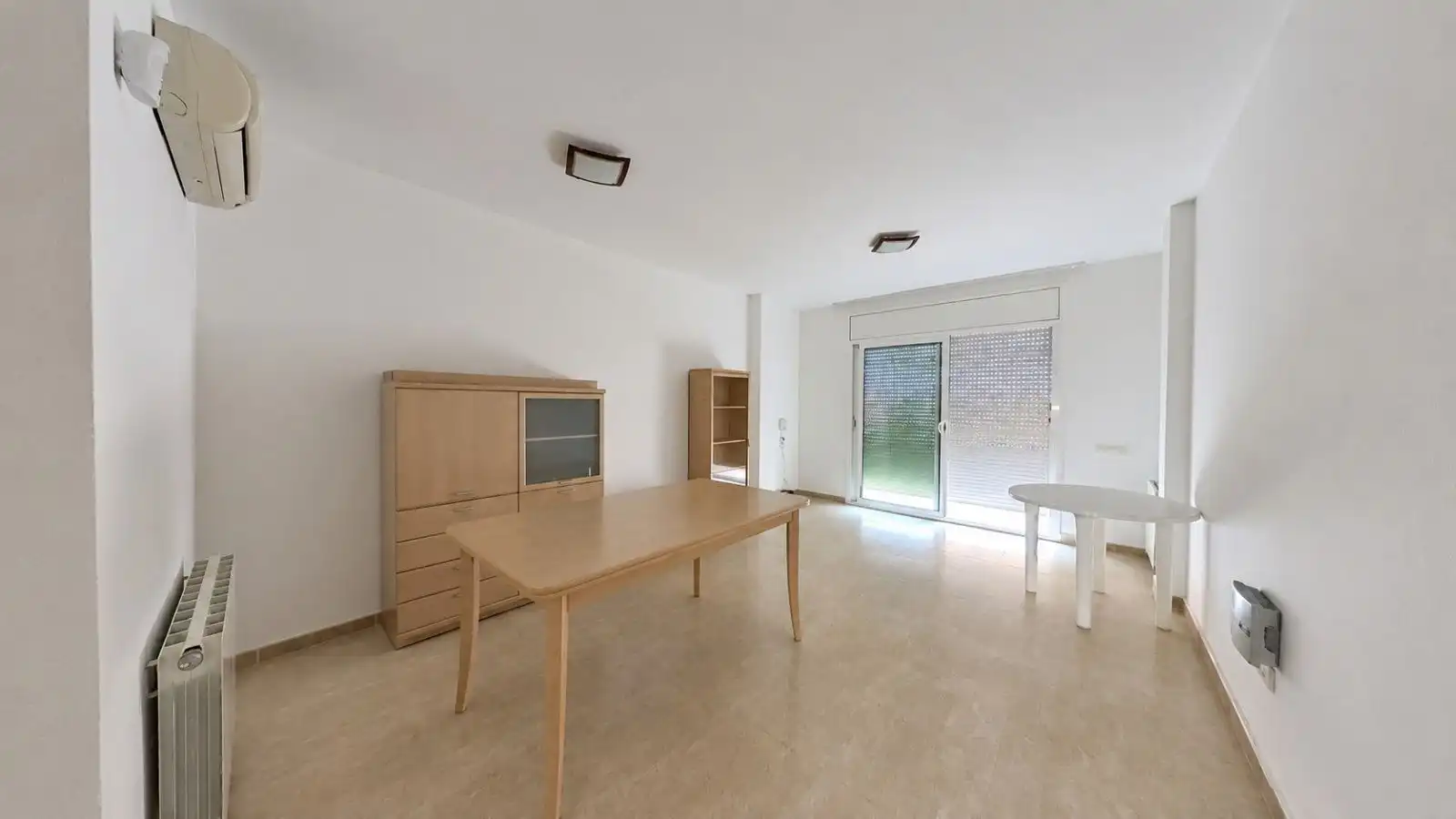 Wohnung zum Verkauf in Roda de Berà mit Terrasse, Schwimmbad und Gemeinschaftspool