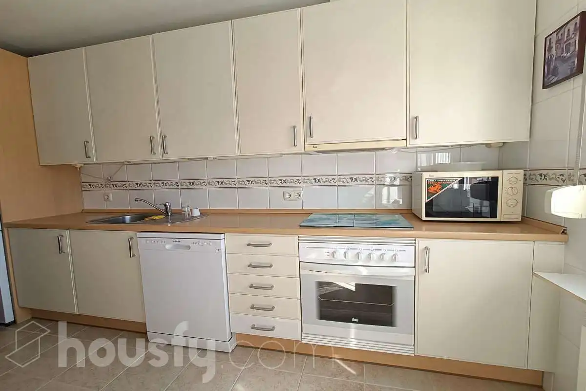 Cocina de Piso de alquiler en Toledo con Aire acondicionado, Calefacción y Parquet