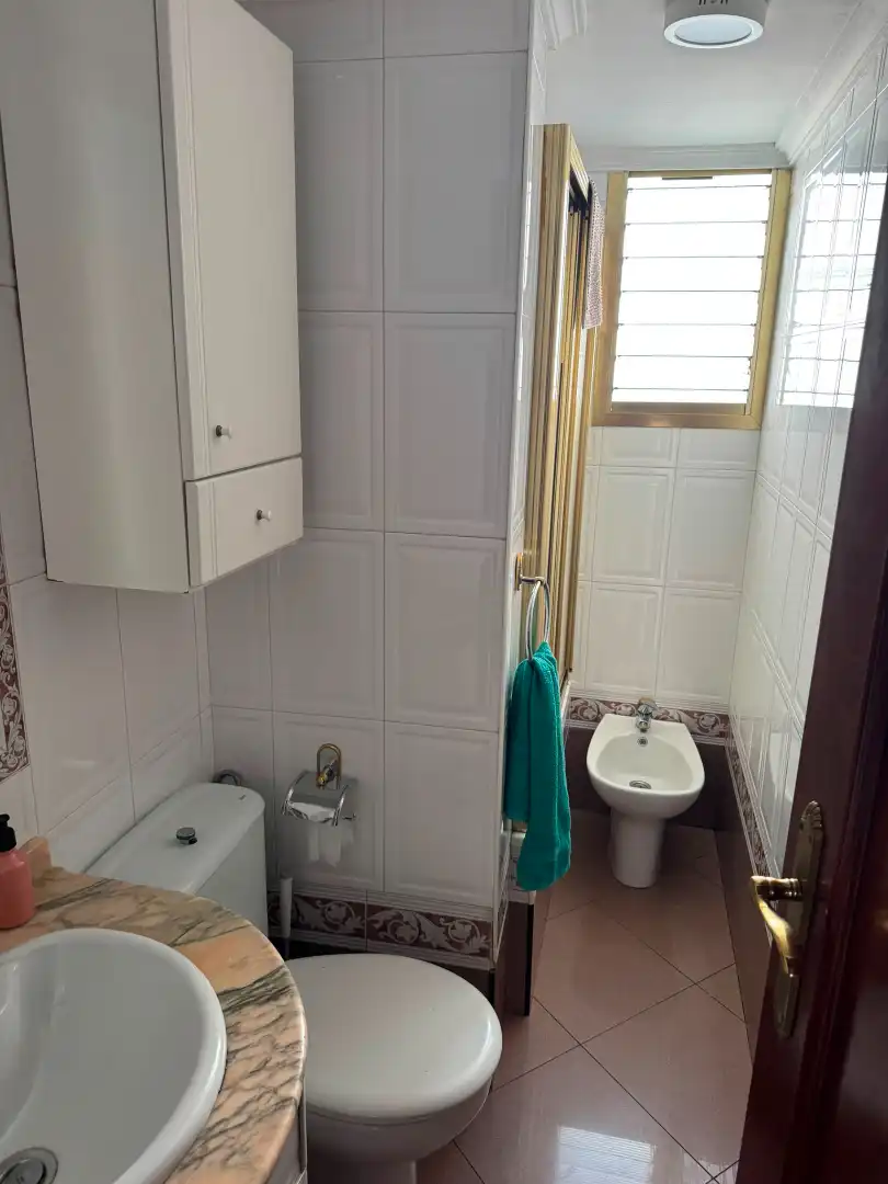 Baño de Piso en venta en Sevilla con Aire acondicionado y Calefacción