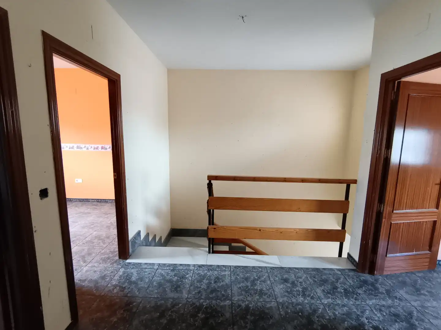 Casa adosada en venta en Calle Granátula, Moral de Calatrava