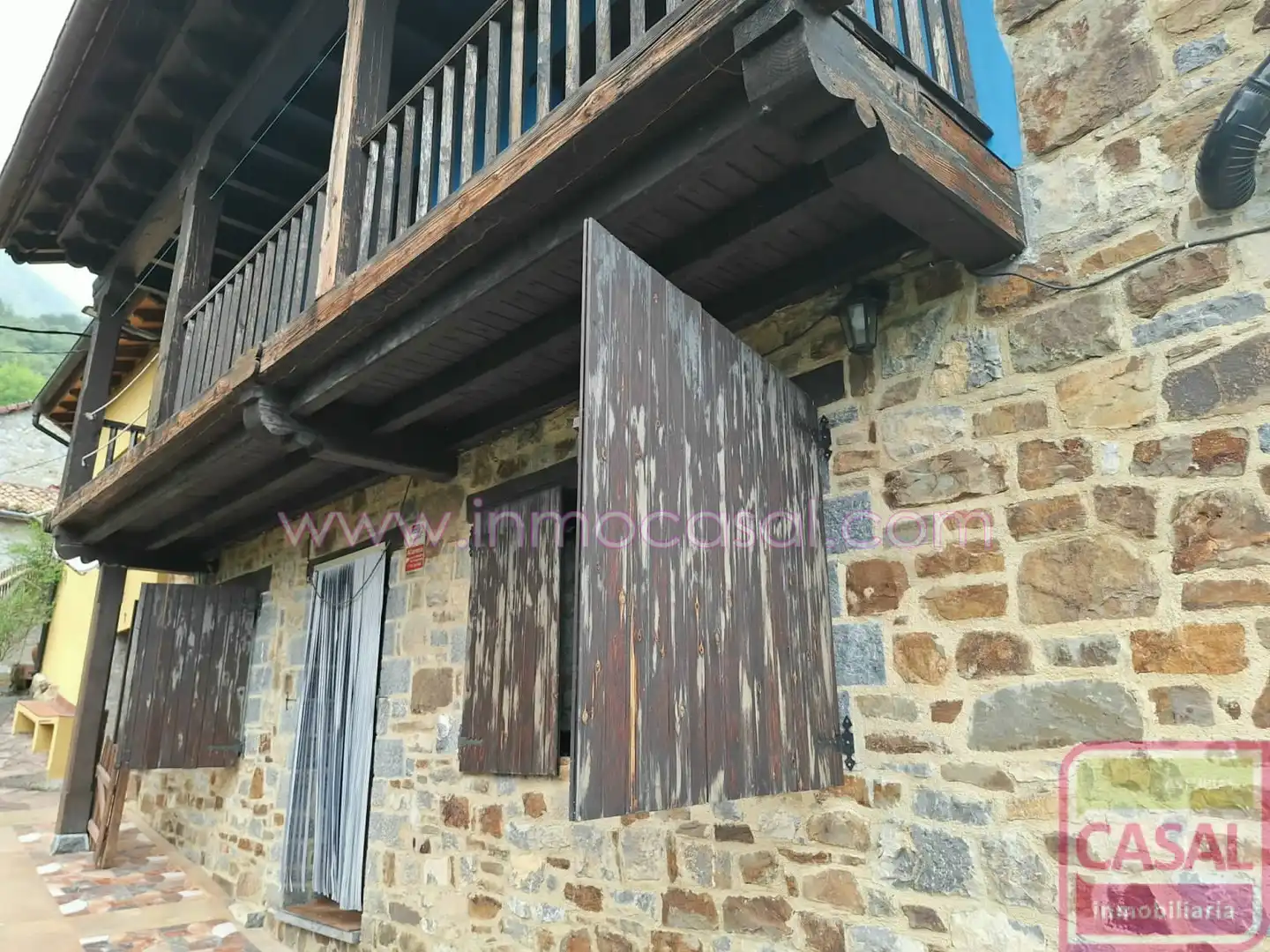 Vista exterior de Casa o chalet en venta en Riosa con Calefacción y Amueblado