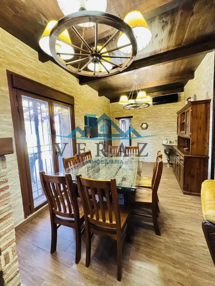 Comedor de Casa o chalet en venta en Talavera de la Reina con Aire acondicionado, Calefacción y Jardín privado