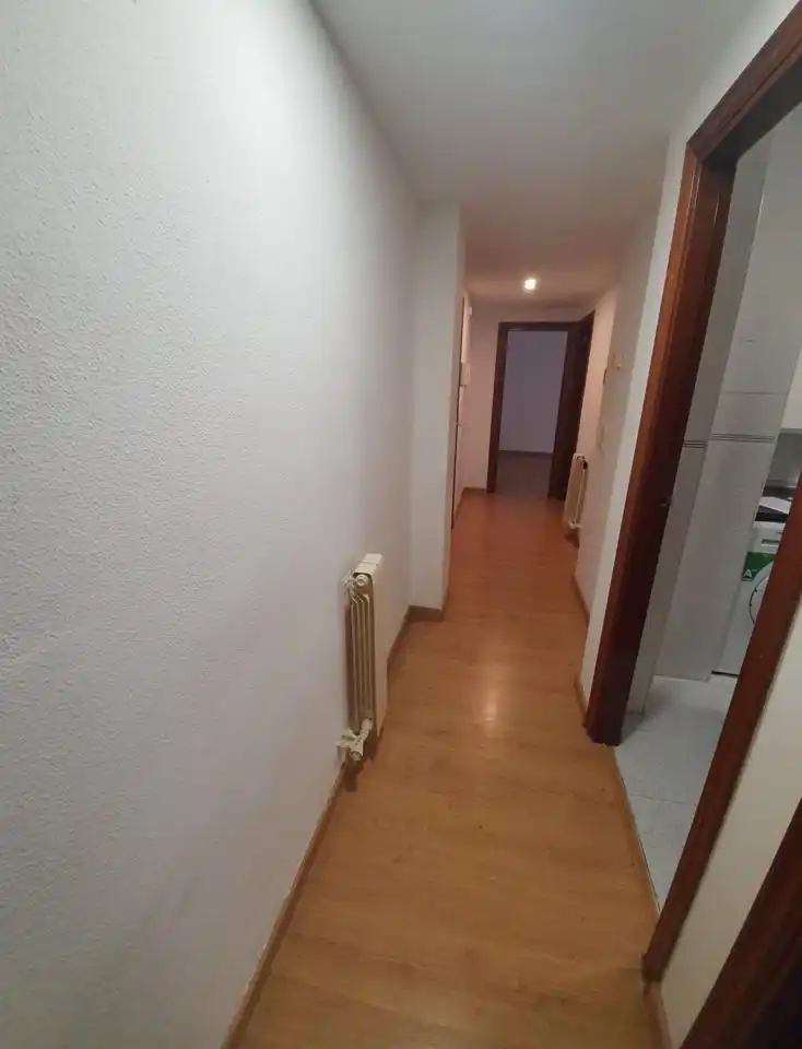 Piso de alquiler en Zaragoza con Calefacción, Parquet y Terraza