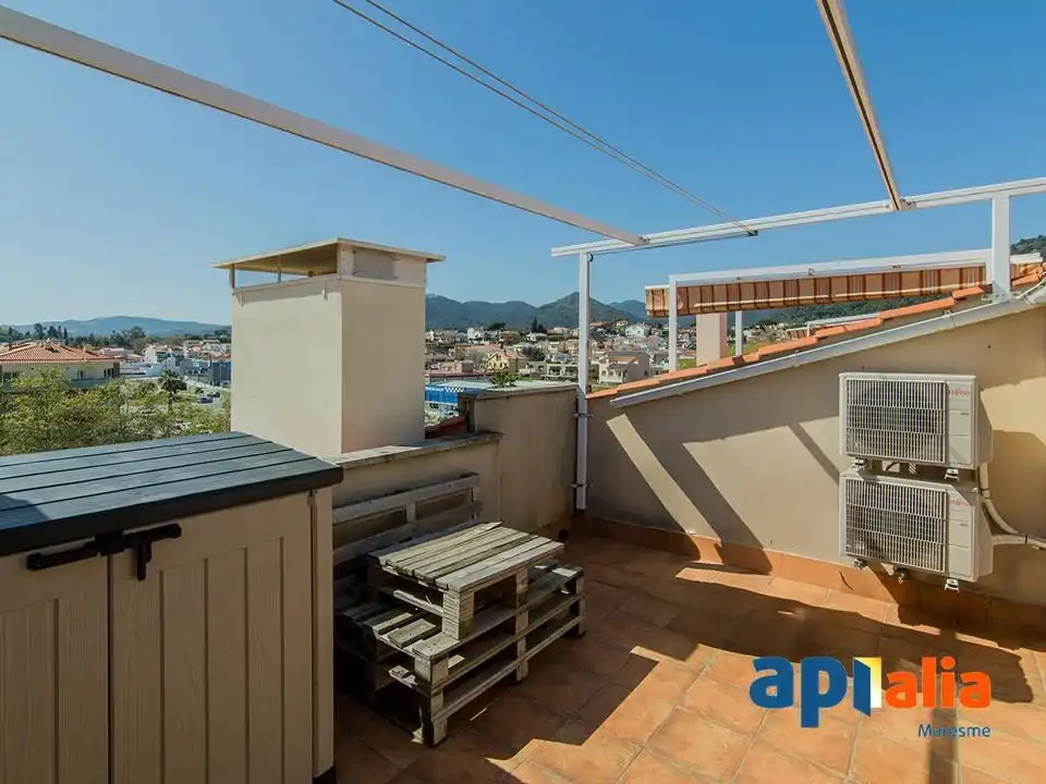 Terrassa de Dúplex en venda en Pineda de Mar amb Terrassa