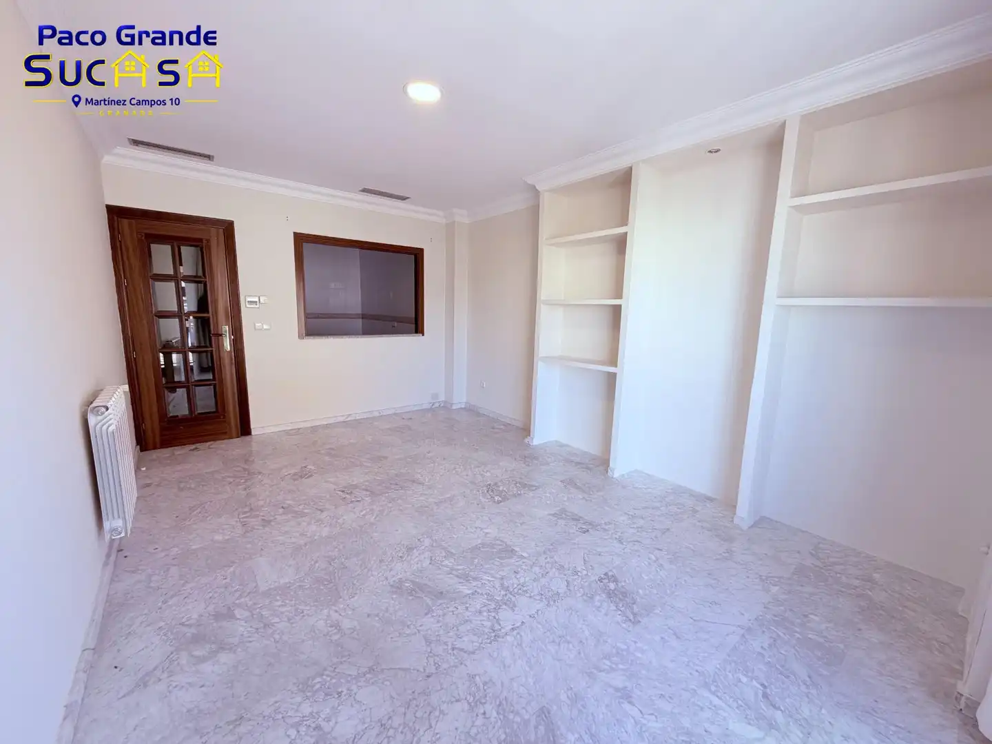 Sala de estar de Apartamento de alquiler en Granada con Calefacción