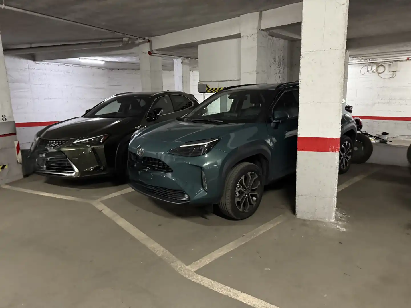 Parkplatz von Wohnung zum Verkauf in Madrid mit Klimaanlage, Heizung und Privatgarten