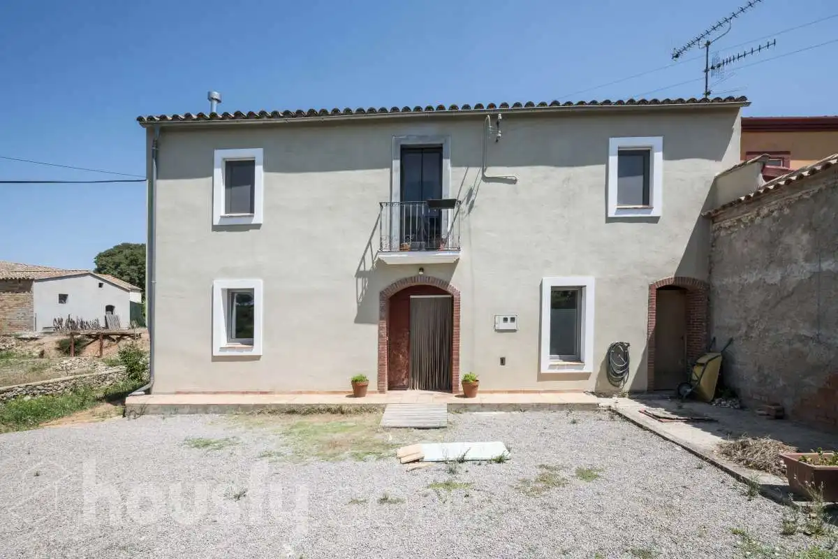 Vista exterior de Casa o xalet en venda en Font-rubí amb Calefacció, Jardí privat i Terrassa