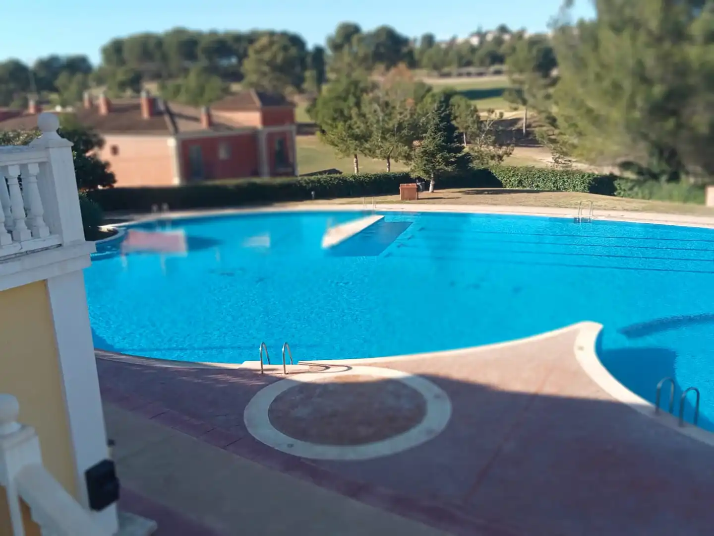 Piscina de Apartament en venda en Chiva amb Aire condicionat, Terrassa i Piscina comunitària