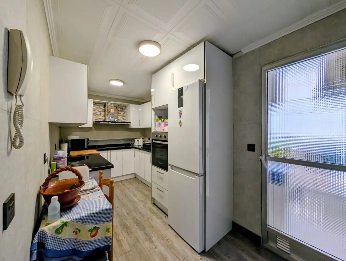 Kitchen of Flat for sale in Loja  with Air Conditioner, Heating and Storage room