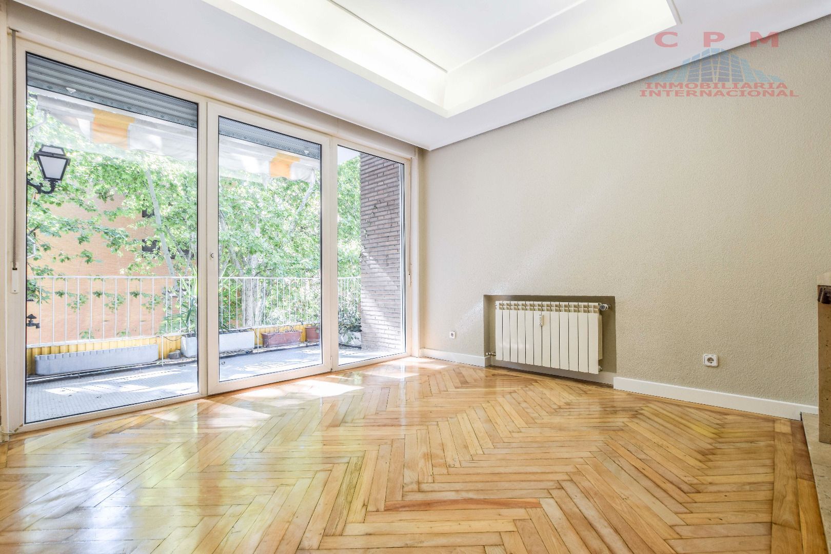 Bedroom of Flat for rent in  Madrid Capital  with Air Conditioner, Heating and Parquet flooring