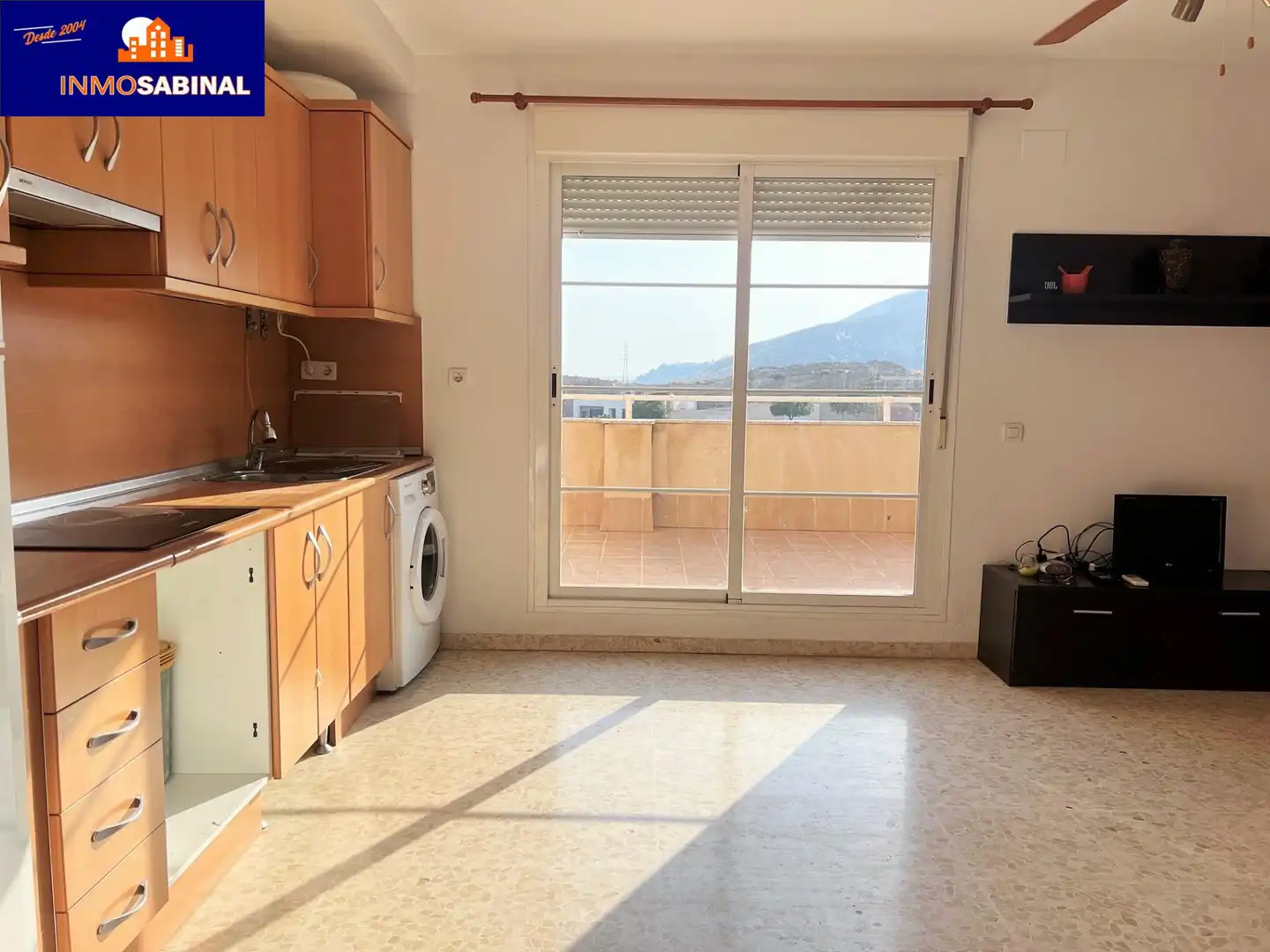 Cocina de Piso en venta en Roquetas de Mar con Aire acondicionado, Terraza y Piscina comunitaria