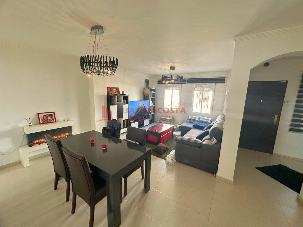 Sala d'estar de Casa adosada en venda en Lepe
