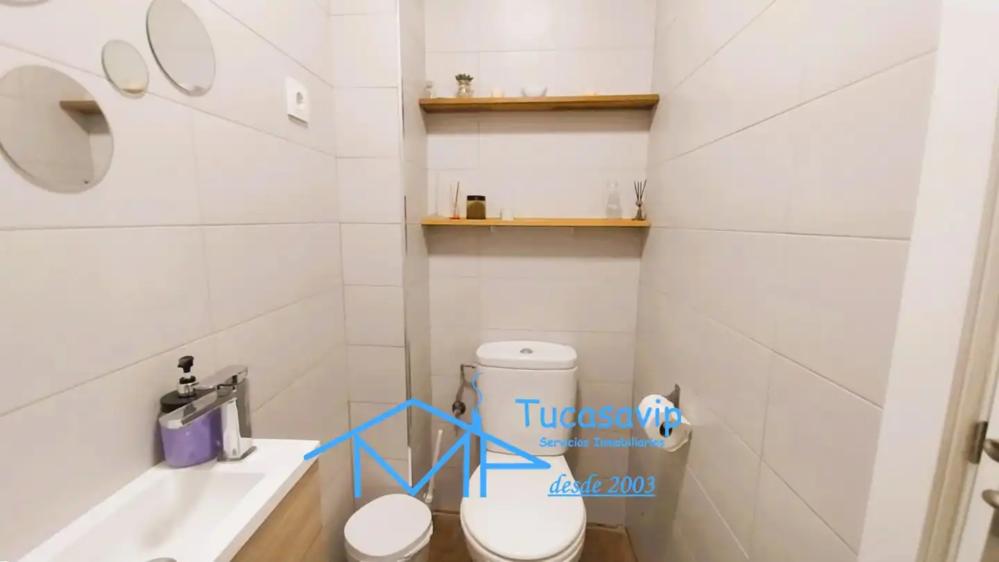 Baño de Planta baja en venta en La Adrada 