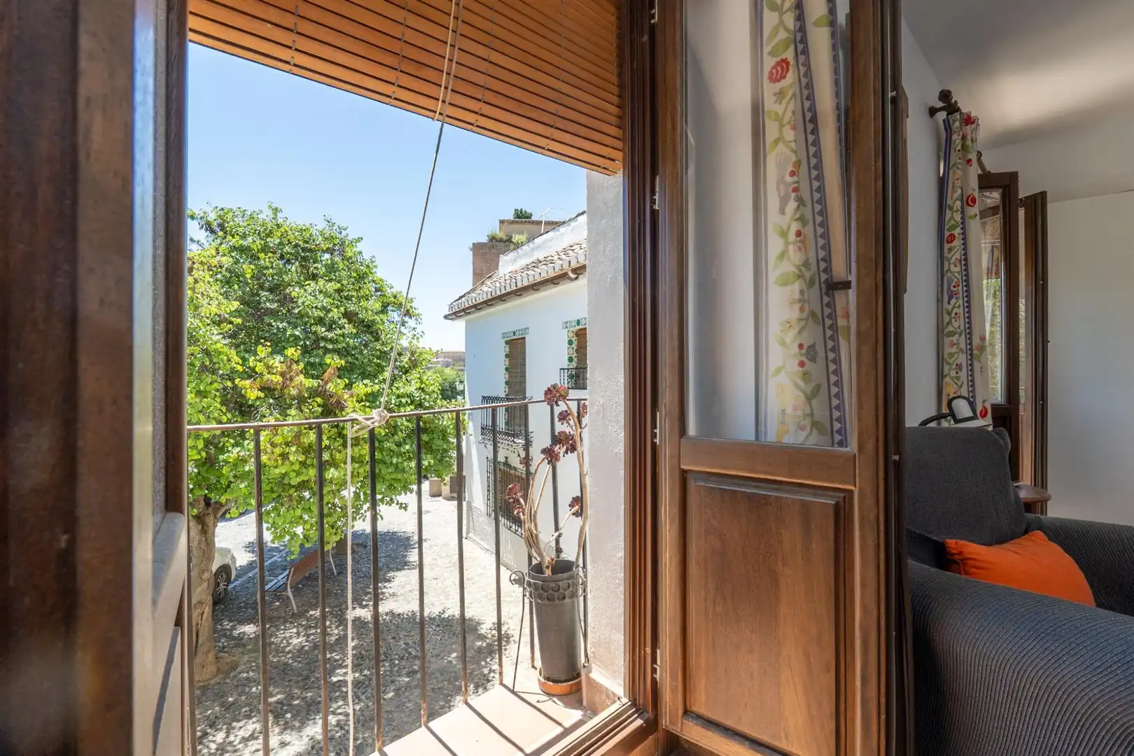 Balcony of Houses for sale in Granada  with Air Conditioner, Terrace and Furnished