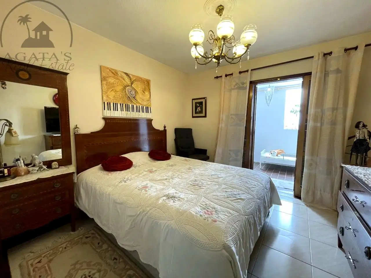 Dormitori de Casa o xalet en venda en Adeje amb Terrassa, Moblat i Piscina comunitària