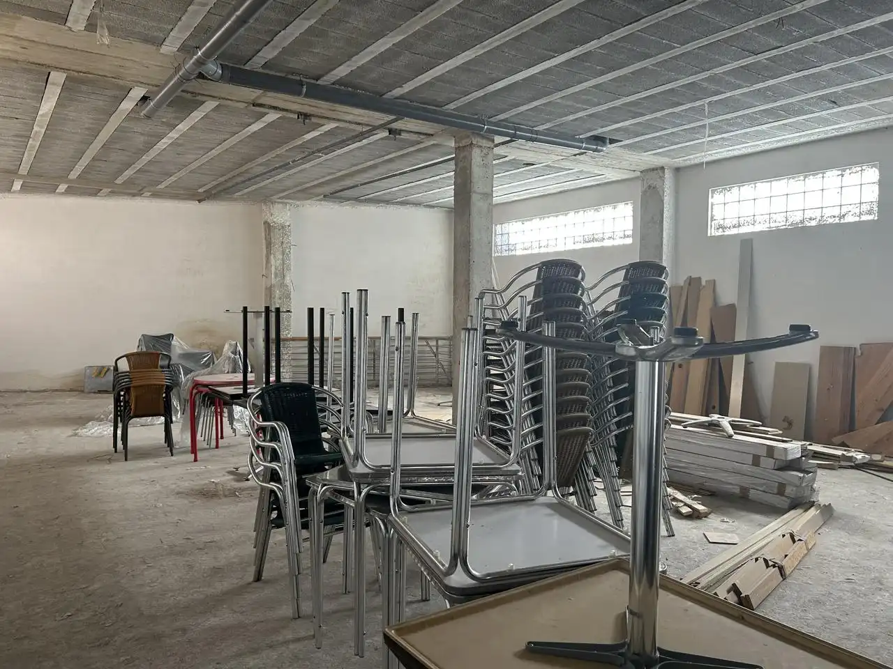 Local comercial de lloguer a Del Barrio, imagen 10