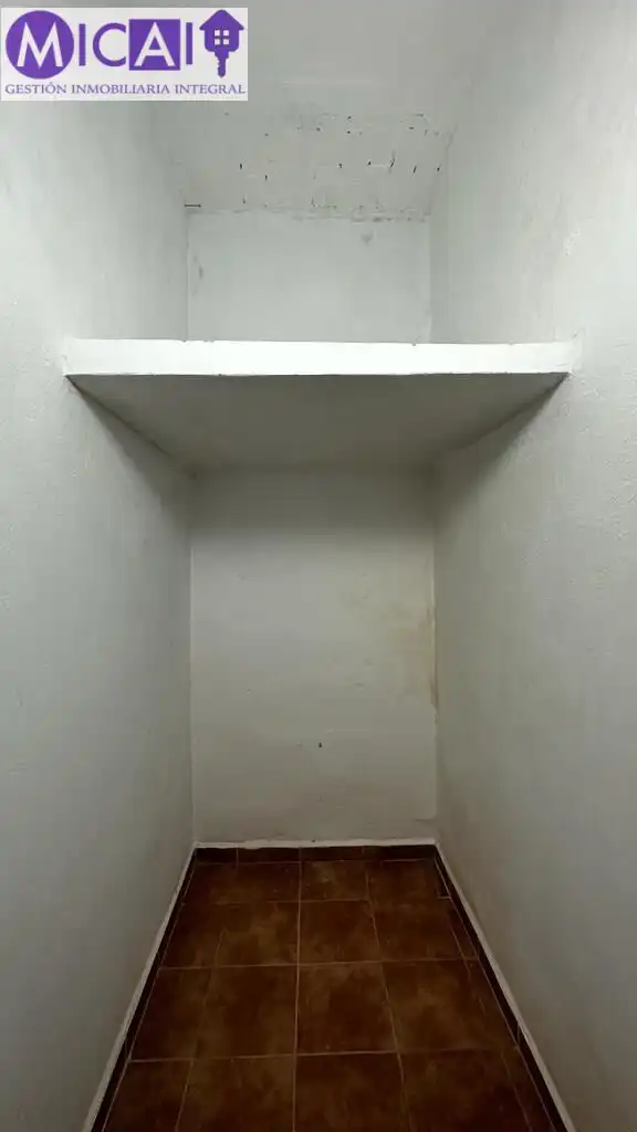 Trastero de alquiler en Alameda - Mentidero - Teatro Falla