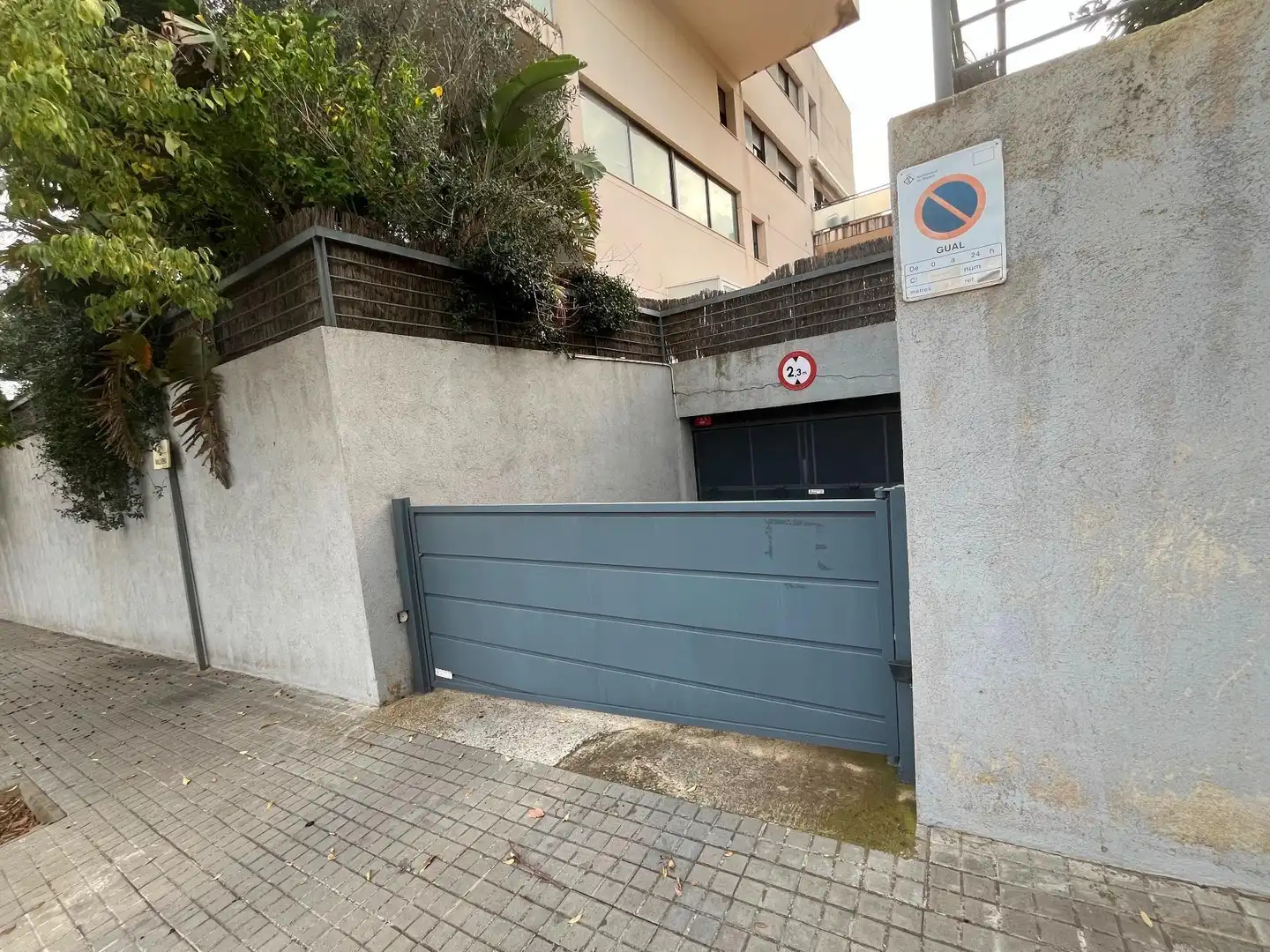 Parking de Piso en venta en Mataró con Terraza y Trastero