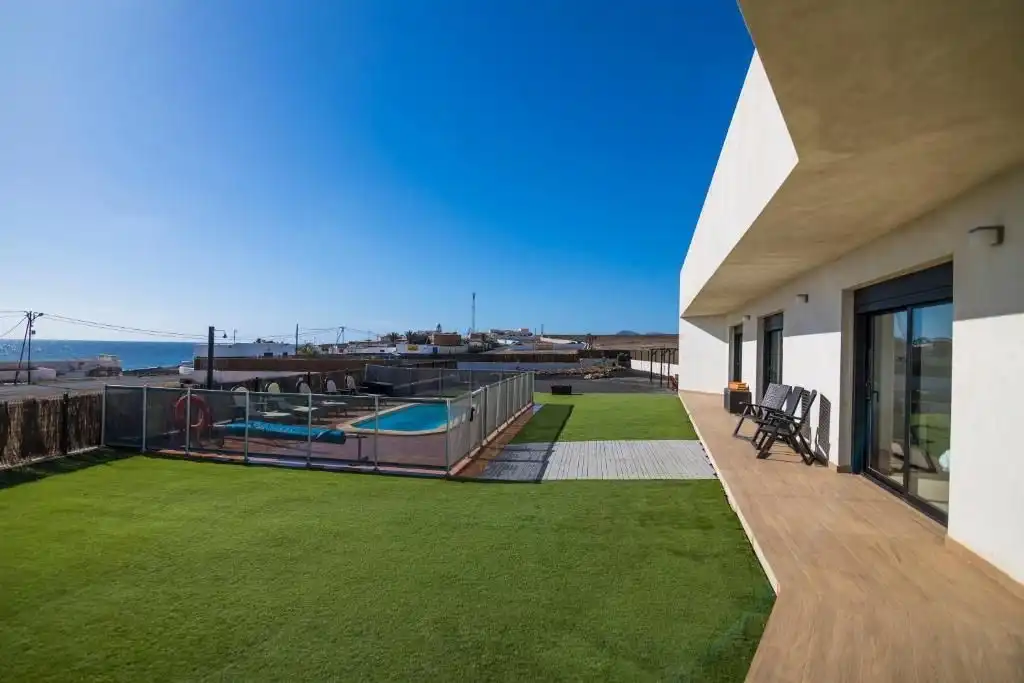 Terrace of Houses for sale in Antigua