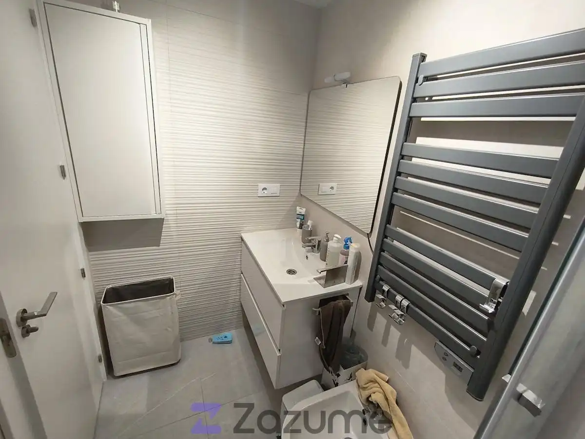 Baño de Piso de alquiler en Valencia con Aire acondicionado, Parquet y Trastero