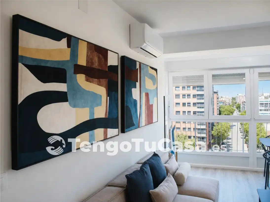 Wohnzimmer von Wohnung zum Verkauf in Madrid mit Klimaanlage, Heizung und Parkett