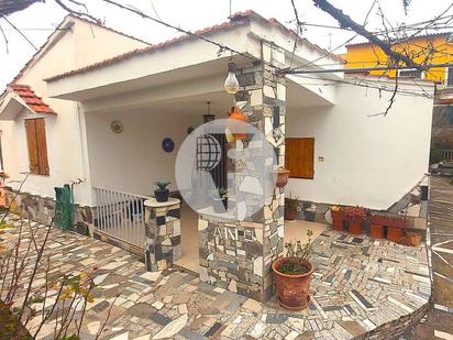 Vista exterior de Casa o xalet en venda en Rellinars amb Calefacció, Terrassa i Traster