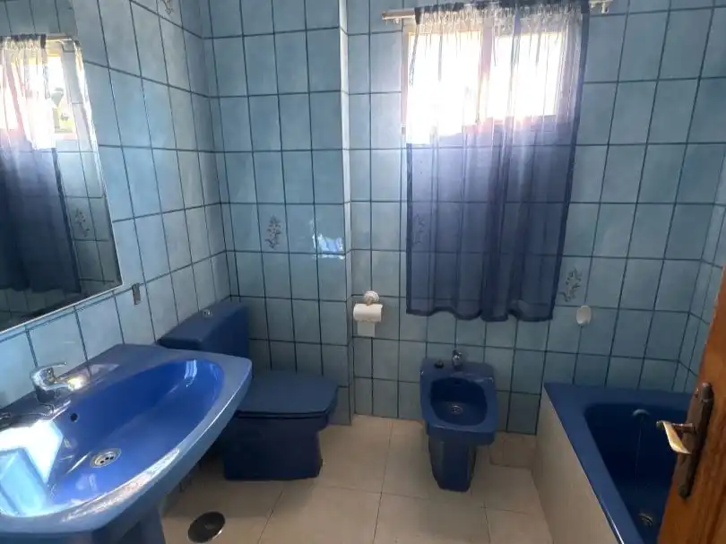 Bathroom of Flat for sale in A Rúa , Ourense