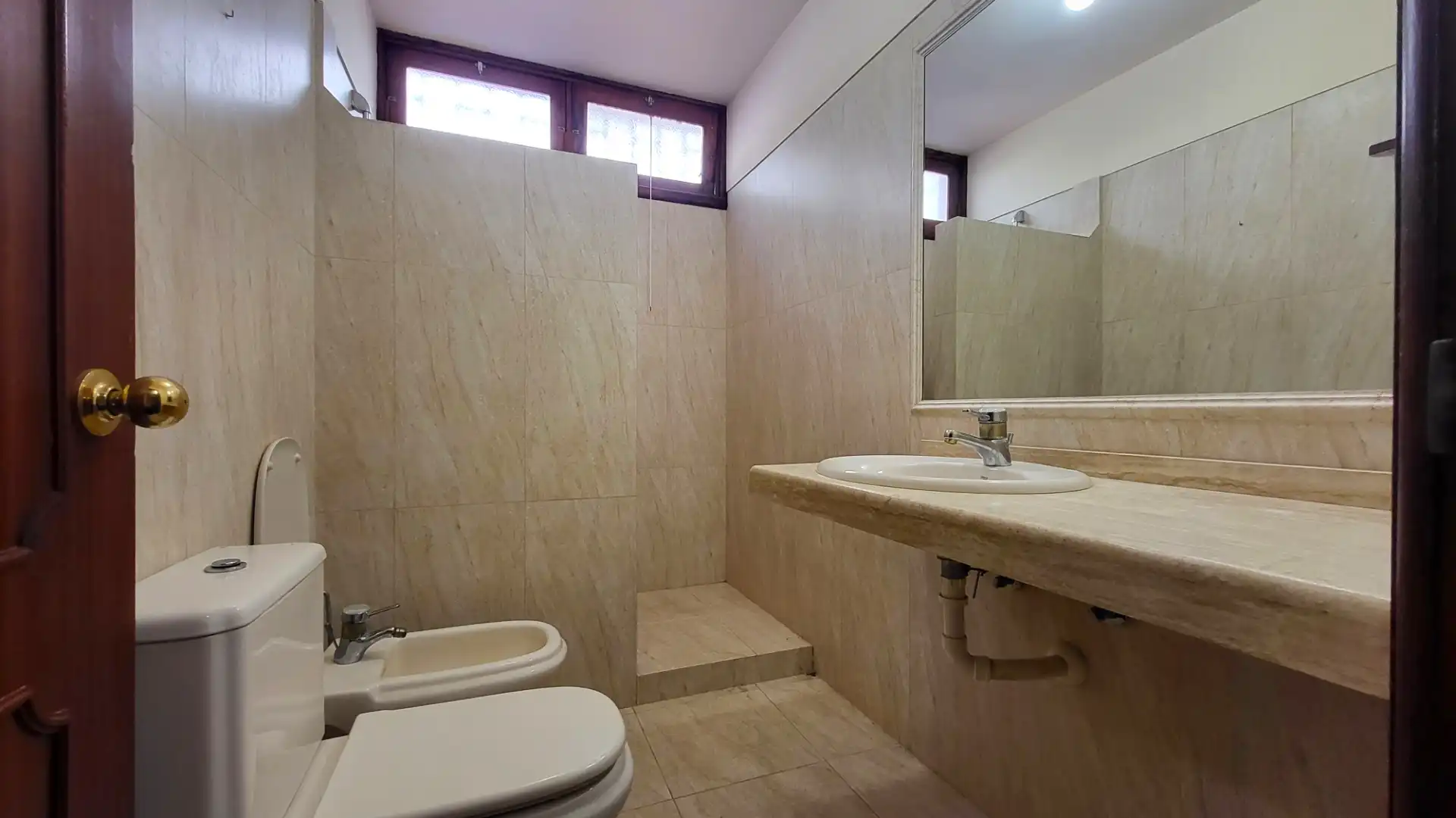 Bathroom of Flat for sale in Santa Cruz de Tenerife  with Terrace