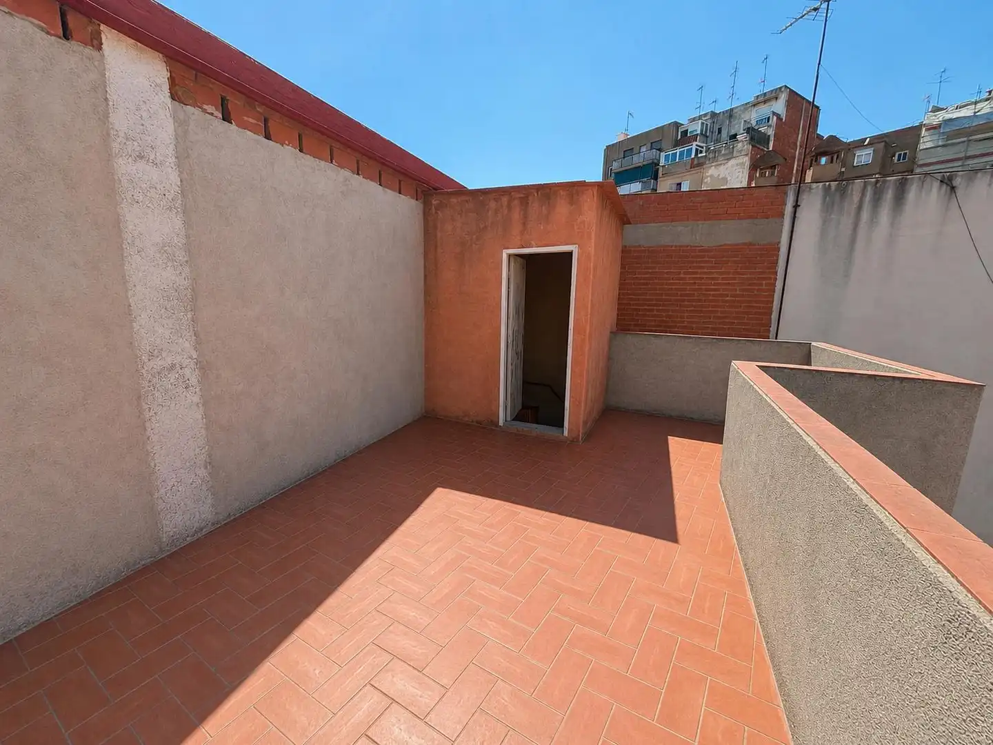 Terrassa de Casa o xalet en venda en Barcelona amb Terrassa i Balcó