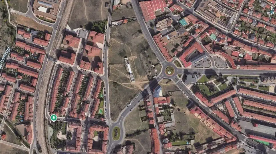Terreni e lotti in vendita a Trobajo del Camino, imagen 3