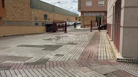 Foto 2 de Garaje de alquiler en Chinchibarra, Salamanca Capital