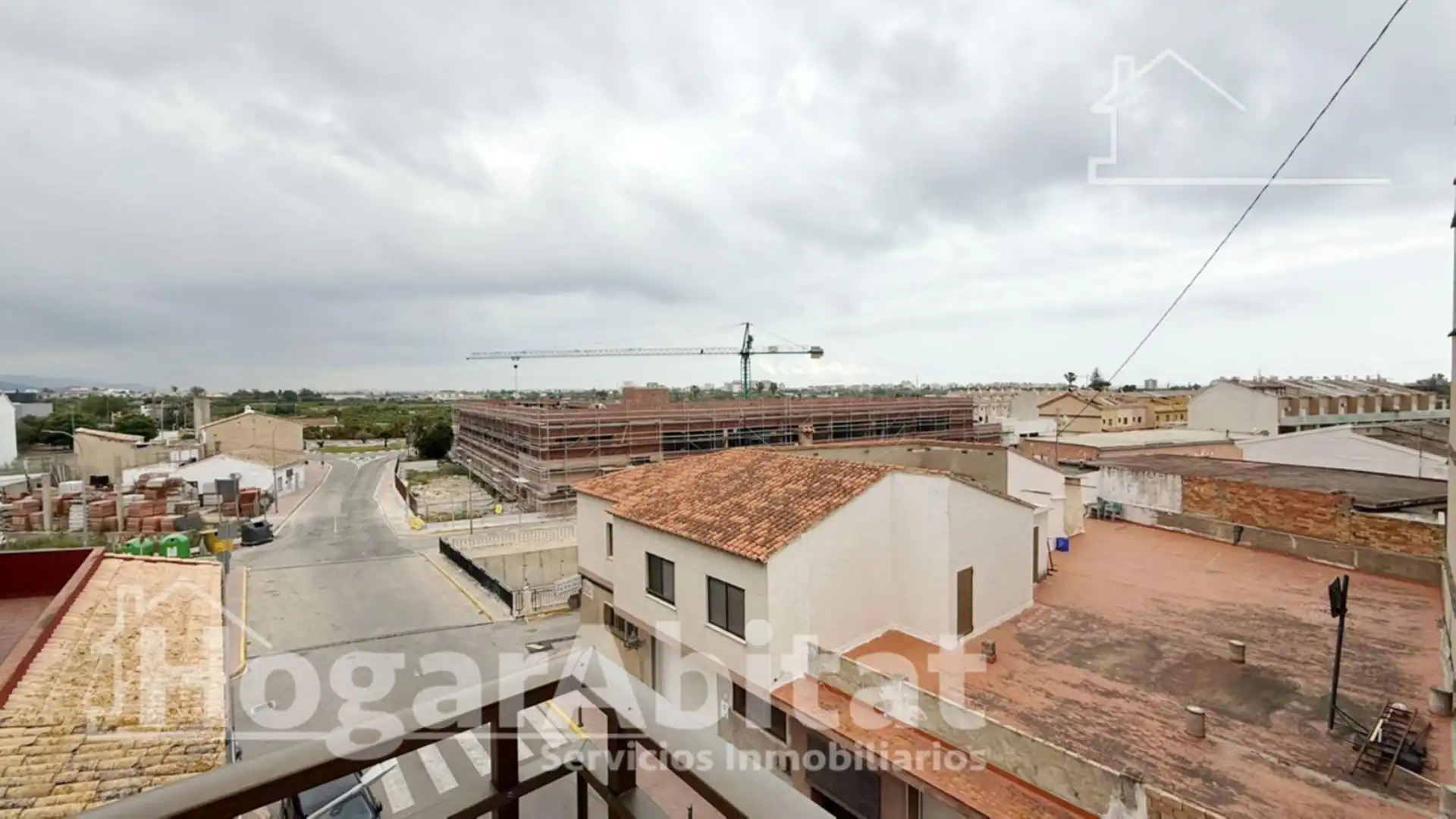 Exterior view of Flat for sale in Piles  with Air Conditioner, Heating and Storage room