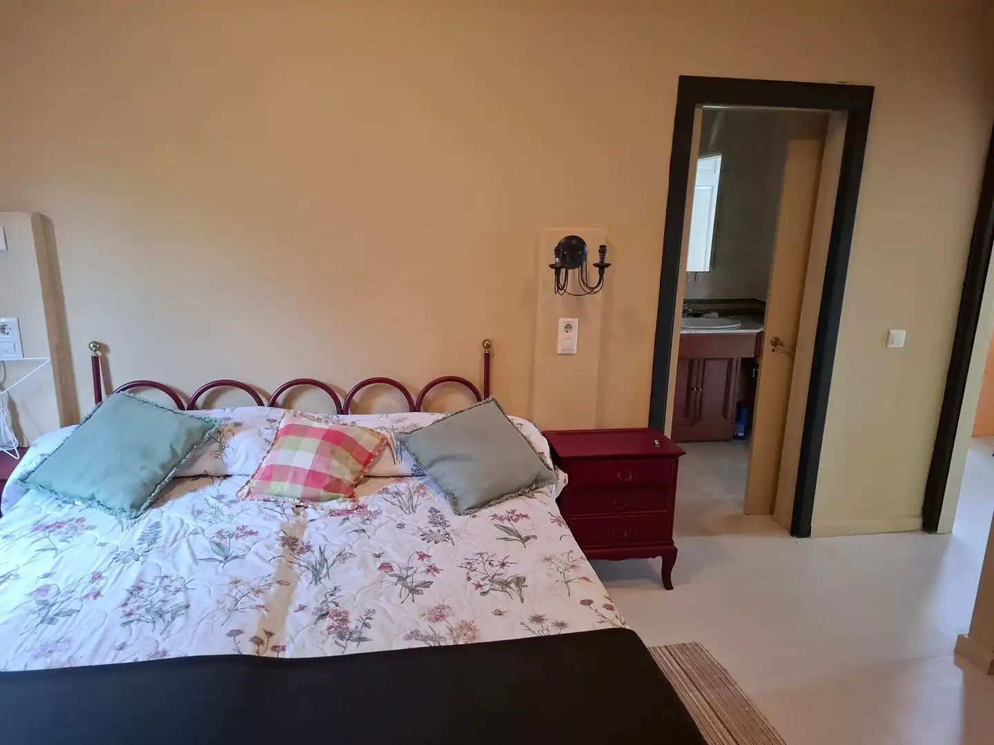 Flat for rent in Cenlle, Ourense