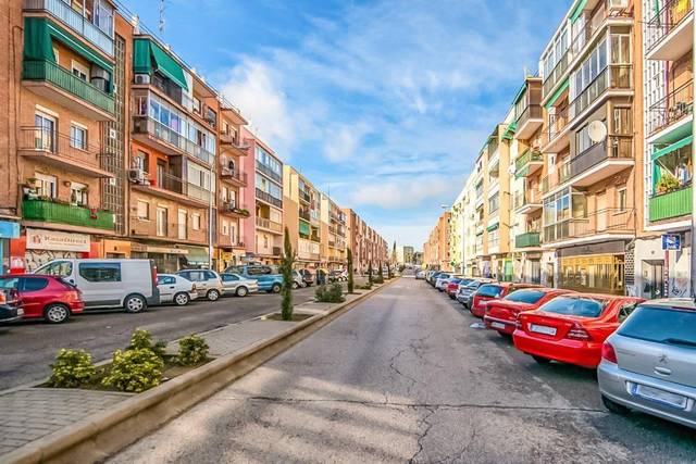 Local comercial en Venta en Avenida de Nuestra Señora de Valvanera en San Isidro