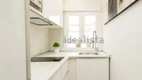 Kitchen of Flat for sale in  Madrid Capital  with Air Conditioner, Heating and Parquet flooring