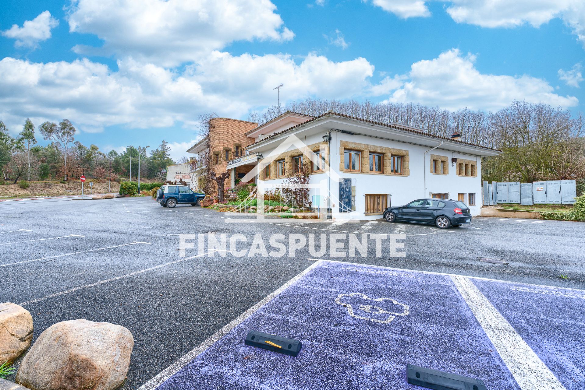 Außenansicht von Country house zum verkauf in Massanes mit Privatgarten, Terrasse und Abstellraum