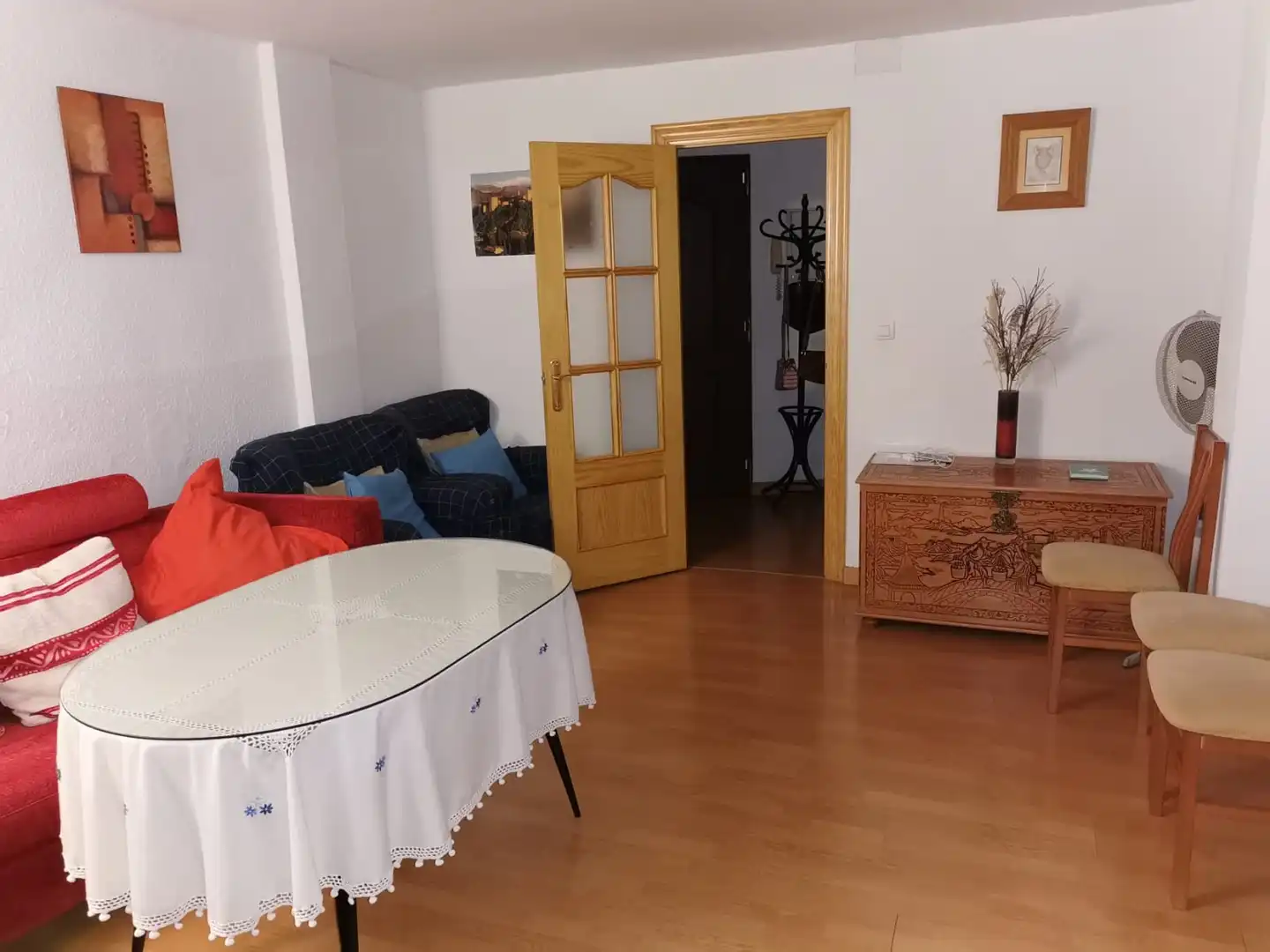 Living room of Flat for rent in Granada  with Washing machine