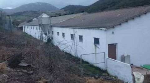 Foto 3 von Fabrikhallen zum Verkauf in Salinas de Oro / Jaitz, Navarra