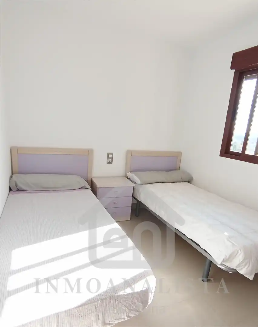 Dormitori de Àtic en venda en Requena amb Terrassa