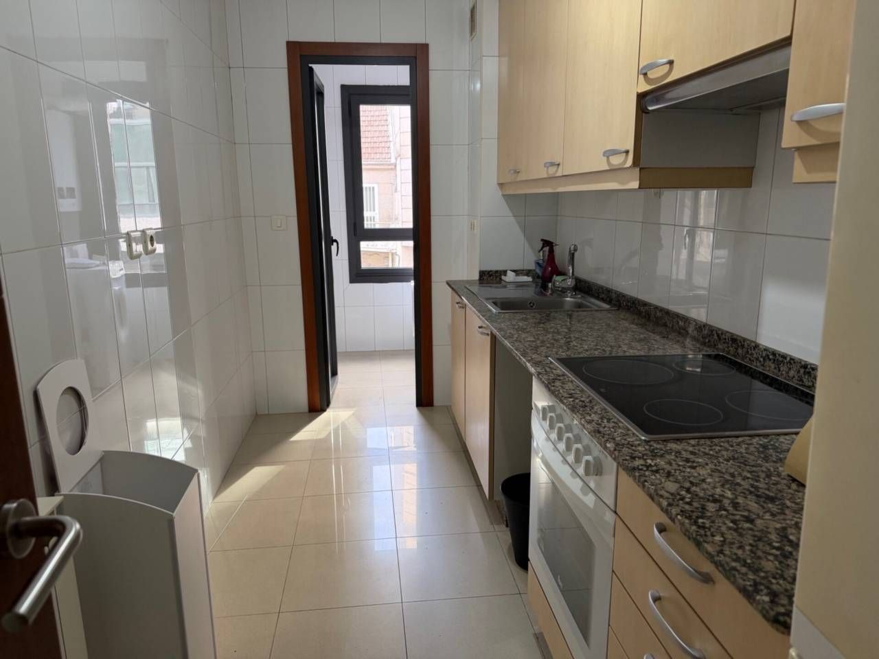 Kitchen of Flat for rent in Vigo   with Heating, Parquet flooring and Terrace