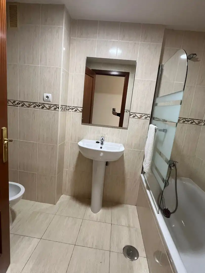 Bathroom of Flat for sale in Valladolid  with Heating, Terrace and Storage room
