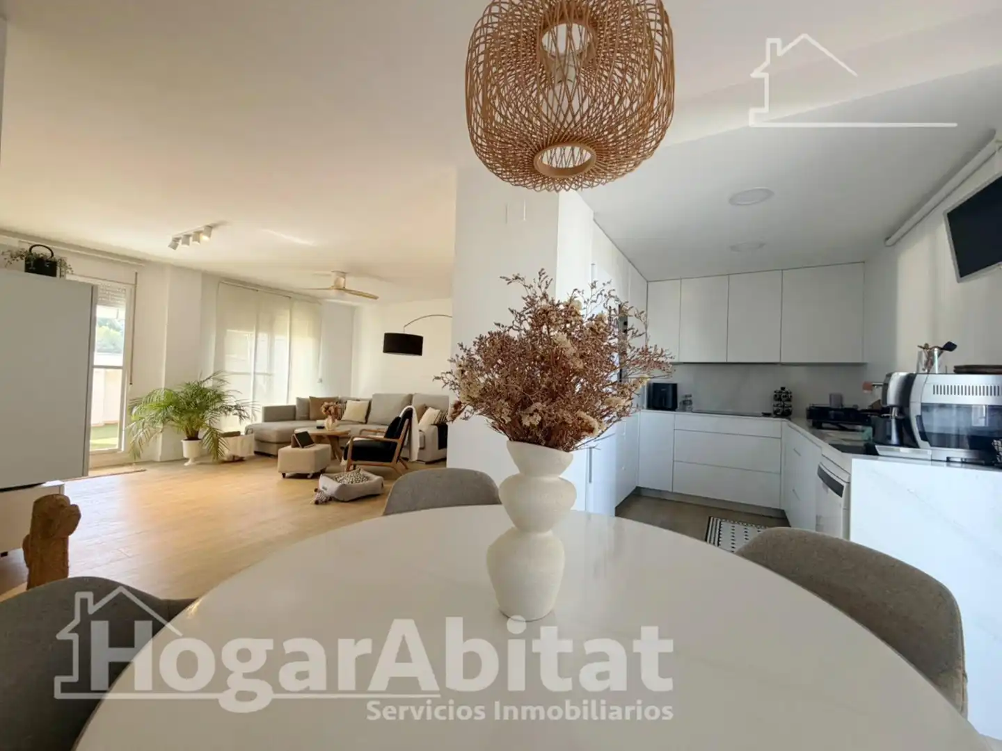 Living room of Attic for sale in Chiva  with Air Conditioner and Terrace