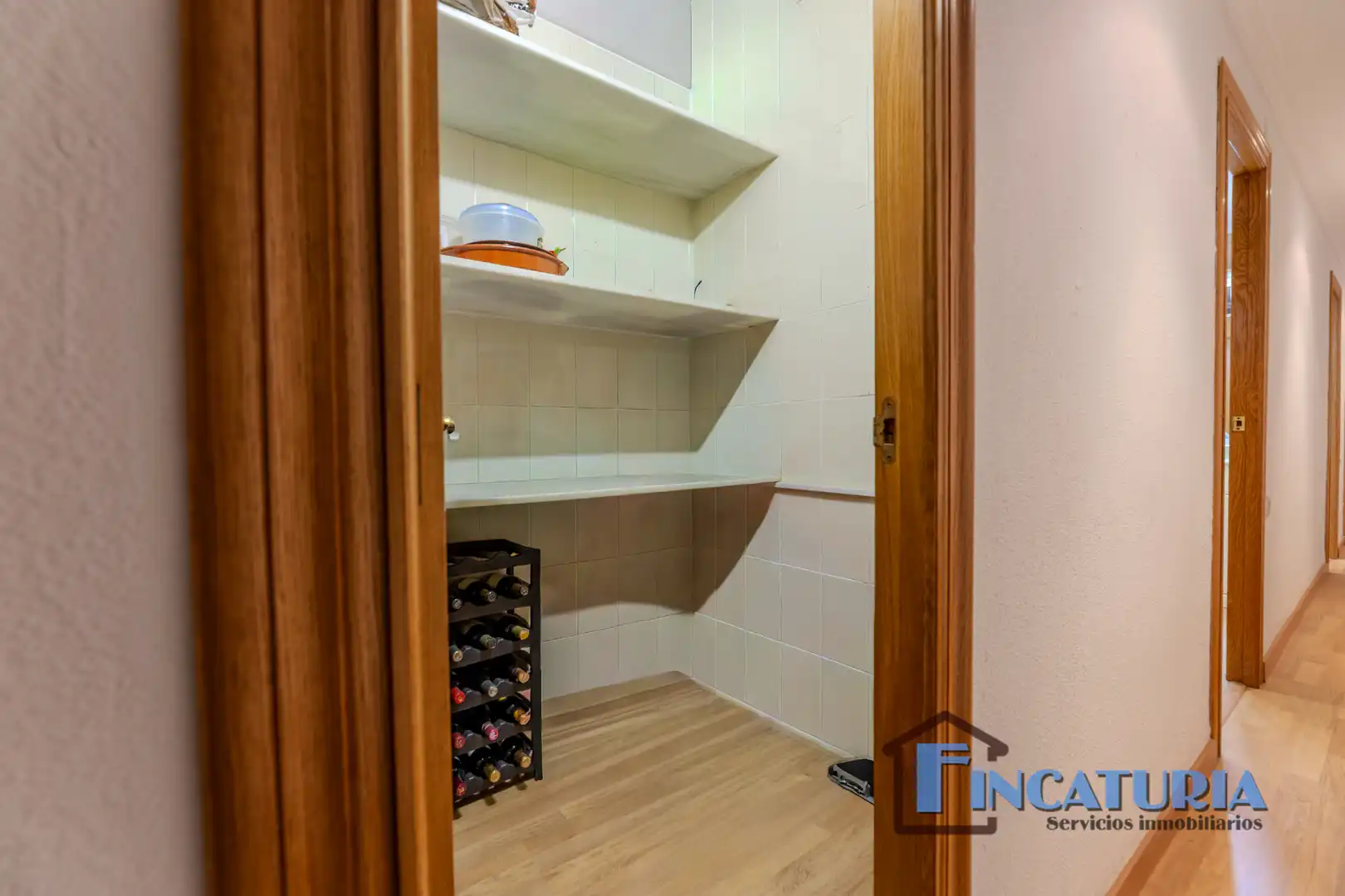 Wohnung zum Verkauf in Mislata mit Klimaanlage, Parkett und Terrasse