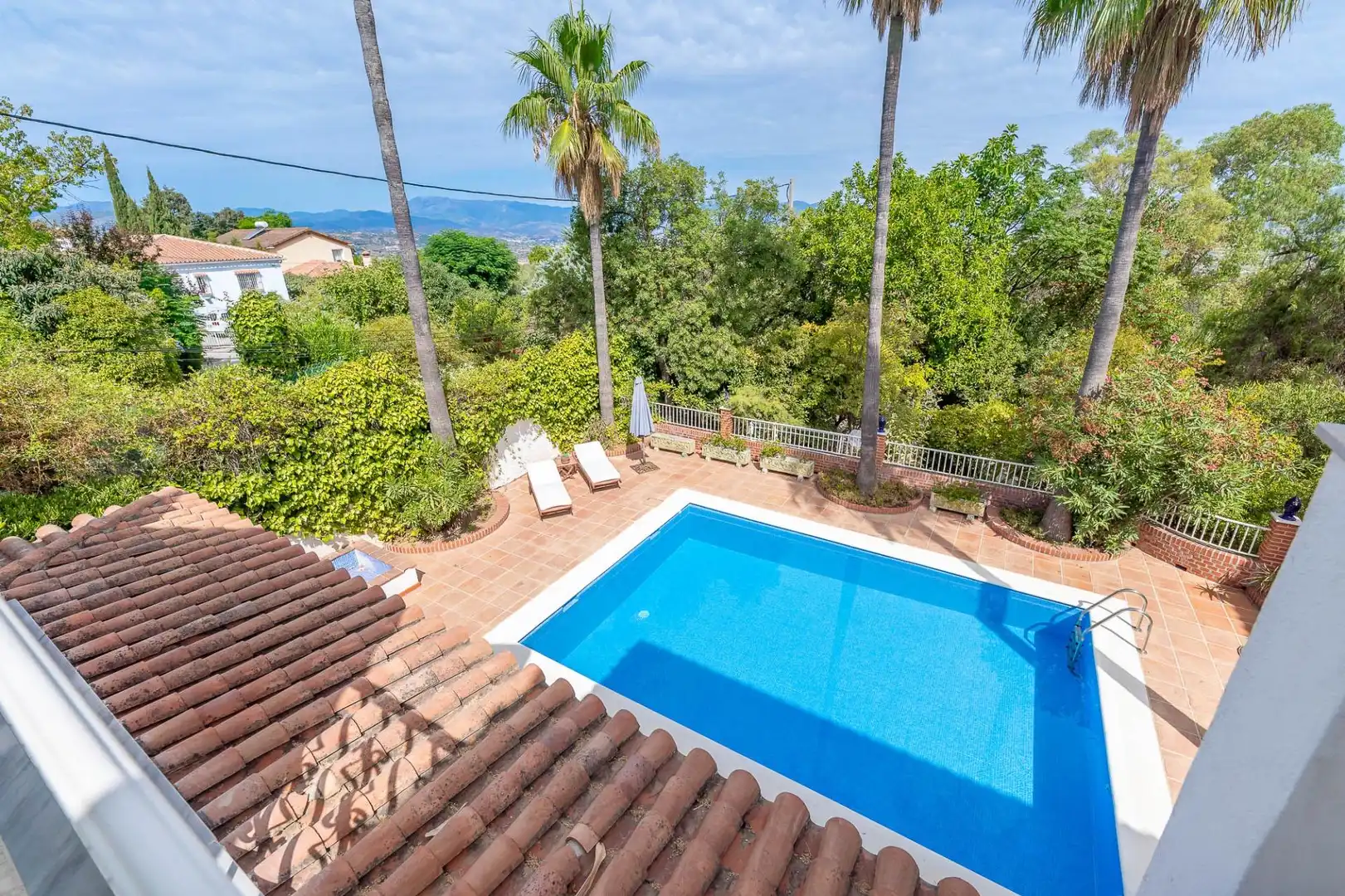 Piscina de Casa o xalet en venda en Alhaurín El Grande amb Aire condicionat, Calefacció i Jardí privat