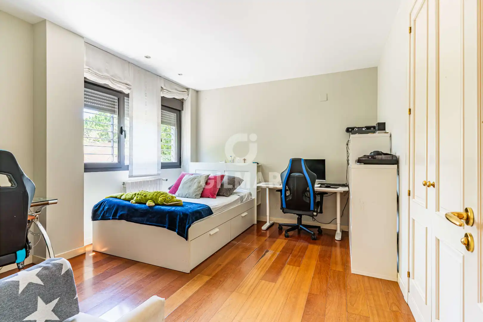 Bedroom of Detached homes for sale in Madrid  with Heating, Private garden and Swimming Pool