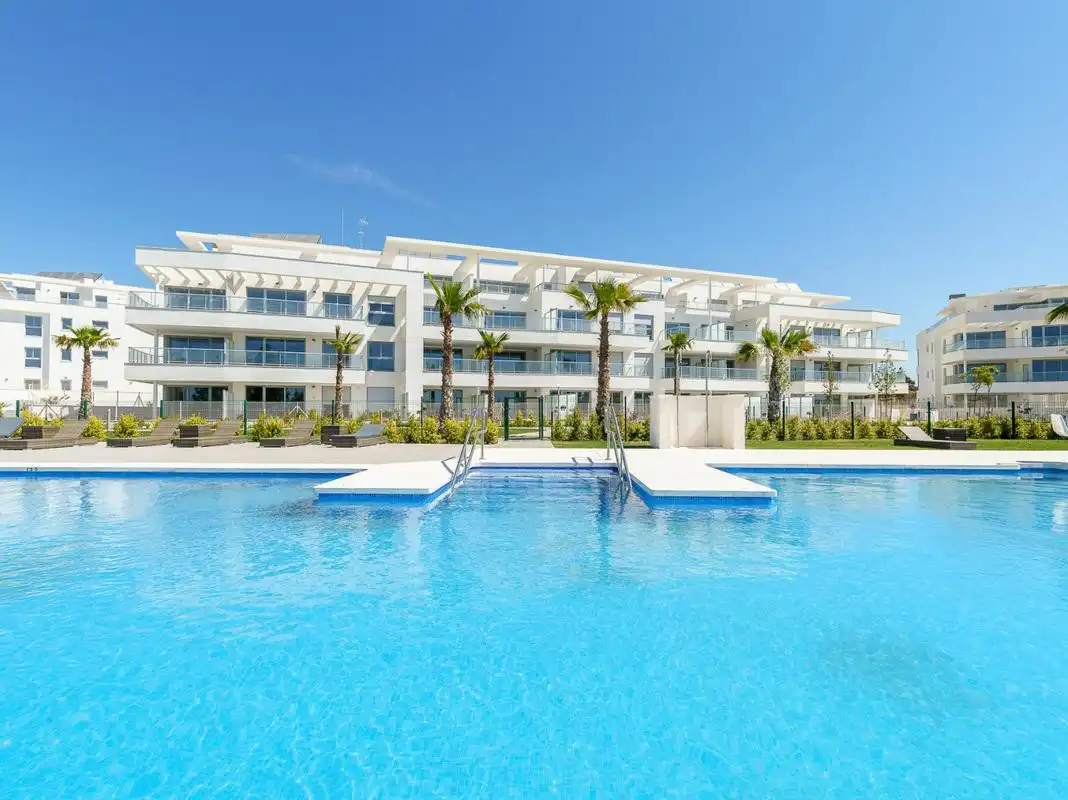 Apartament amb terrassa en venda a El Faro de Calaburra - Chaparral